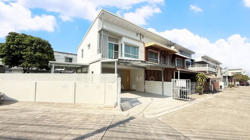 Villette Lite Pattanakarn, Bangkok, Soi Phatthanakan 38, Phatthanakan Road, Suan Luang, Suan Luang, Bangkok, 3 Bedrooms, 140 sqm, Townhouse For Sale, by Ponwimol Wipanarapai, 500222170 - DDproperty.com