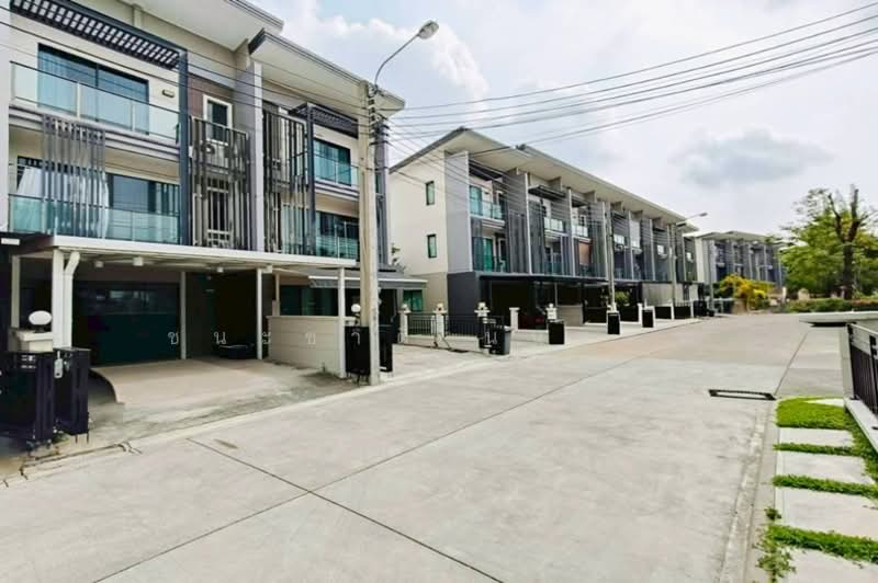 Town Avenue Merge Rattanatibet, Nonthaburi, Rattanathibet Road, Bang Rak Yai, Bang Bua Thong, Nonthaburi, 3 Bedrooms, 170 sqm, Townhouse For Sale, by ชนะชาติ นนท์ตา, 500222173 - DDproperty.com