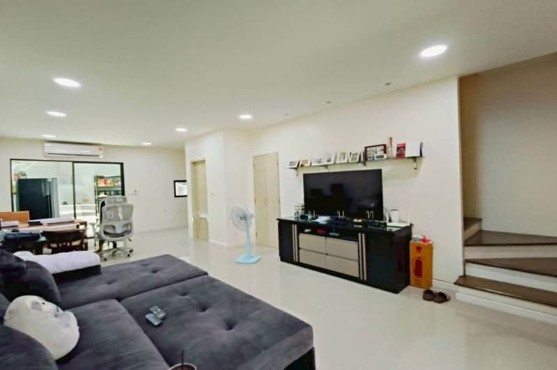 Town Avenue Merge Rattanatibet, Nonthaburi, Rattanathibet Road, Bang Rak Yai, Bang Bua Thong, Nonthaburi, 3 Bedrooms, 170 sqm, Townhouse For Sale, by ชนะชาติ นนท์ตา, 500222173 - DDproperty.com