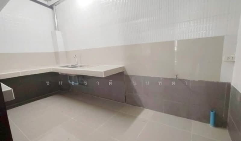 โชคชัย 4 ซอย 36, Bangkok, Lat Phrao, Lat Phrao, Bangkok, 2 Bedrooms, 92 sqm, Townhouse For Sale, by ชนะชาติ นนท์ตา, 500222177 - DDproperty.com