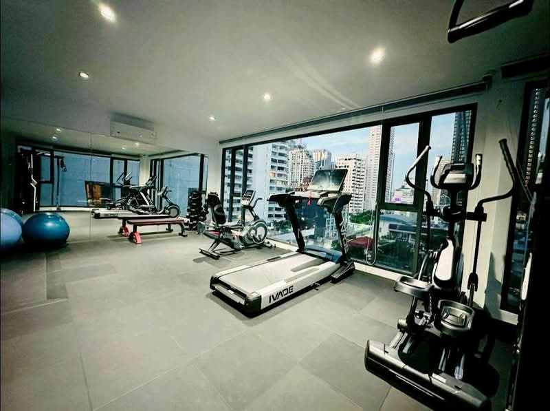 ให้เช่า - 6th Avenue Sukhumvit 15 : 6 อเวนิว สุขุมวิท 15, กรุงเทพ