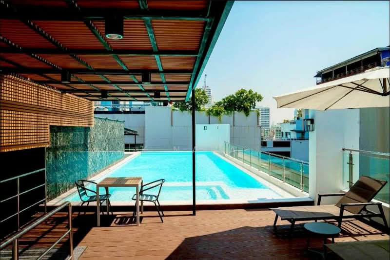 For Rent - 6th Avenue Sukhumvit 15, Bangkok