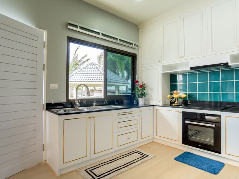 Pool Villa for Sale Bang Saray Large Land Quiet Living, Chon Buri (Pattaya), Bang Lamung, Bang Lamung (Pattaya), Chon Buri (Pattaya), 3 Bedrooms, 315 sqm, Villa For Sale, by PLC real estate, 500222198 - DDproperty.com