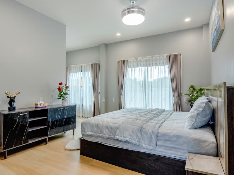 Pool Villa for Sale Bang Saray Large Land Quiet Living, Chon Buri (Pattaya), Bang Lamung, Bang Lamung (Pattaya), Chon Buri (Pattaya), 3 Bedrooms, 315 sqm, Villa For Sale, by PLC real estate, 500222198 - DDproperty.com