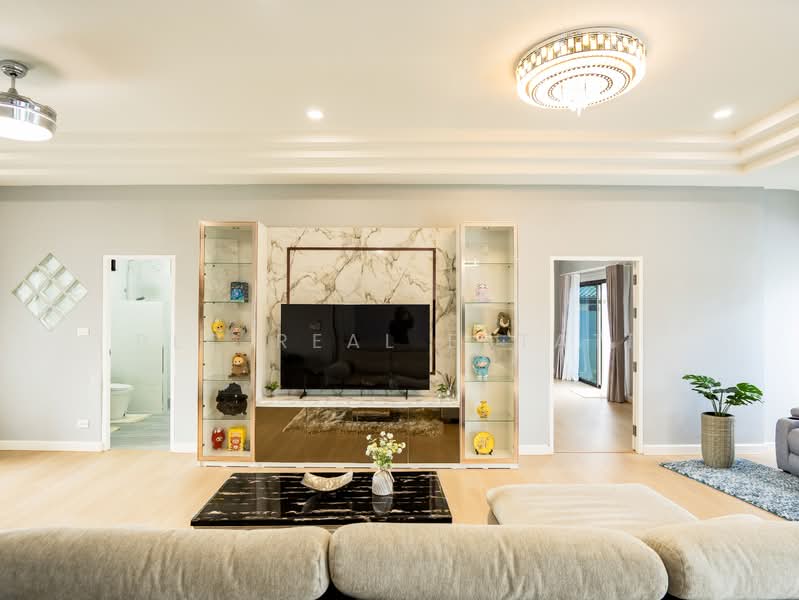 พูลวิลล่า บางเสร่ ขาย ที่ดินใหญ่ บรรยากาศเงียบสงบ, ชลบุรี, บางละมุง, บางละมุง, ชลบุรี, 315 ตร.ม., วิลล่า ขาย, โดย PLC real estate, 500222198 - DDproperty.com