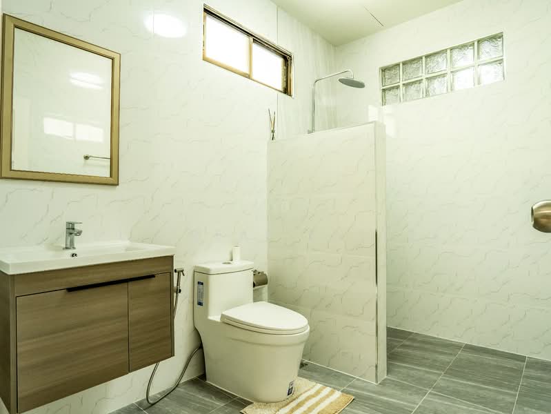 Pool Villa for Sale Bang Saray Large Land Quiet Living, Chon Buri (Pattaya), Bang Lamung, Bang Lamung (Pattaya), Chon Buri (Pattaya), 3 Bedrooms, 315 sqm, Villa For Sale, by PLC real estate, 500222198 - DDproperty.com