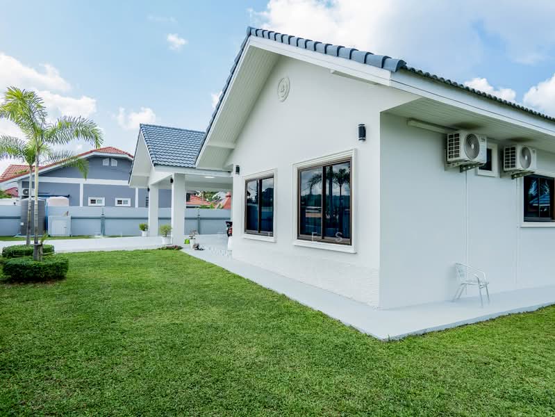 Pool Villa for Sale Bang Saray Large Land Quiet Living, Chon Buri (Pattaya), Bang Lamung, Bang Lamung (Pattaya), Chon Buri (Pattaya), 3 Bedrooms, 315 sqm, Villa For Sale, by PLC real estate, 500222198 - DDproperty.com