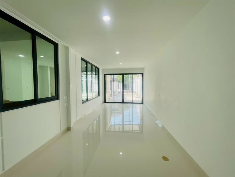 ดรีม พรีว่า ราชพฤกษ์ สวนผัก 32 ( Dream Priva ), Nonthaburi, Mahasawat, Bang Kruai, Nonthaburi, 4 Bedrooms, 140 sqm, Townhouse For Sale, by คุณ เขมจิรา ภูวภาณุภรณ์ (เป้), 500222212 - DDproperty.com