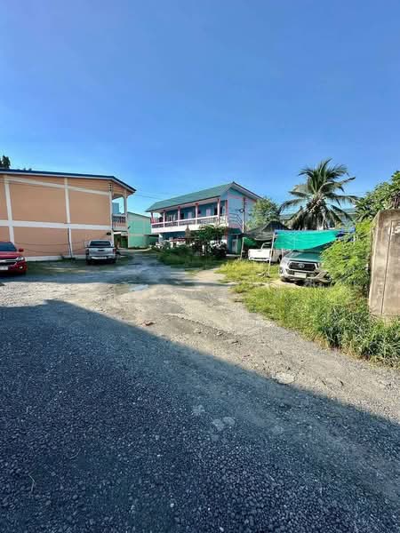 ขาย - ขายกิจการหอพักแถมบ้าน 1 หลังขนาด 1 ไร่ พักัด อ่างอุดม แหลมฉบัง ศรีราชา, ชลบุรี