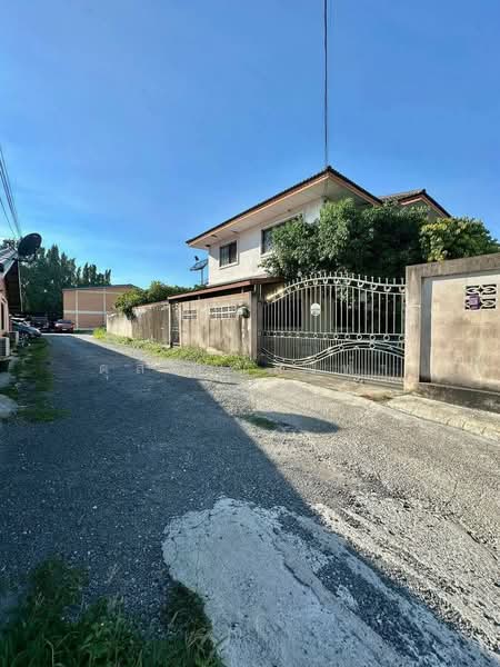 ขาย - ขายกิจการหอพักแถมบ้าน 1 หลังขนาด 1 ไร่ พักัด อ่างอุดม แหลมฉบัง ศรีราชา, ชลบุรี