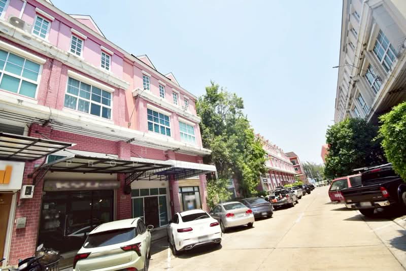 ไลบรารี่ทาวน์ ประชาอุทิศ90 (Library Town Prachauthit90), Samut Prakan, Nai Khlong Bang Pla Kot, Phra Samut Jadee, Samut Prakan, 2 Bedrooms, 100 sqm, Townhouse For Sale, by The Best Property เบลล์, 500222240 - DDproperty.com