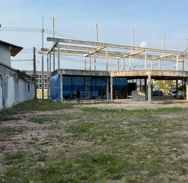 ขายที่ดินนาเกลือ พัทยาถมแล้วพร้อมสิ่งปลูกสร้าง 258 ตรว. แปลงหัวมุมติดถ.ทางรถไฟใกล้เทอร์มินอล21 พัทยา, ชลบุรี, นาเกลือ, บางละมุง, ชลบุรี, 1,032 ตร.ม., ที่ดิน ขาย, โดย richwellinter, 500222250 - DDproperty.com