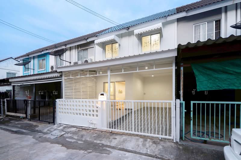 Baan Pruksa 74/1 Srinakarin-Thepharak : บ้านพฤกษา 74/1 ศรีนครินทร์-เทพารักษ์, สมุทรปราการ, ถนนศรีนครินทร์, บางเมือง, เมืองสมุทรปราการ, สมุทรปราการ, 90 ตร.ม., ทาวน์เฮ้าส์ ขาย, โดย ปุณณภา นารานนทชัย, 500222252 - DDproperty.com