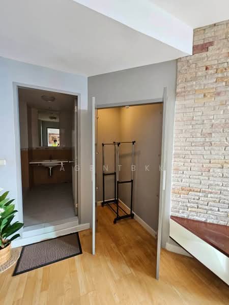 Baan Sathorn Chao Phraya, Bangkok, 931 Charoen Nakhon 15 A Alley, Khlong Ton Sai, Khlong San, Bangkok, 1 Bedroom, 58 sqm, Condo For Rent, by Agentbkk, 500222315 - DDproperty.com