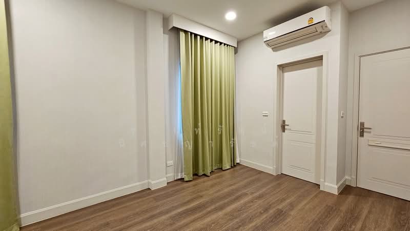 Nantawan Rama 9 - New Krungthepkreetha, Bangkok, Saphan Sung, Bangkok, 5 Bedrooms, 449 sqm, Single Detached House For Sale, by รวินท์รัตน์ นิศชญารัชต์, 500222319 - DDproperty.com