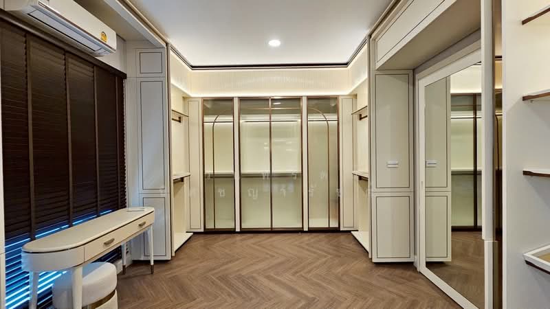 Nantawan Pool Villa Rama 9 New Krungthepkretha, Bangkok, ศรีนครินทร์ - ร่มเกล้า, Saphan Sung, Saphan Sung, Bangkok, 5 Bedrooms, 449 sqm, Single Detached House For Sale, by รวินท์รัตน์ นิศชญารัชต์, 500222319 - DDproperty.com