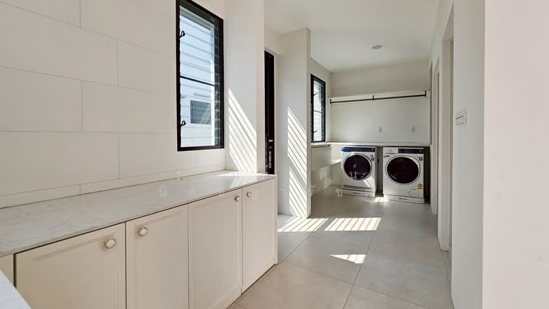 Nantawan Pool Villa Rama 9 New Krungthepkretha, Bangkok, ศรีนครินทร์ - ร่มเกล้า, Saphan Sung, Saphan Sung, Bangkok, 5 Bedrooms, 449 sqm, Single Detached House For Sale, by รวินท์รัตน์ นิศชญารัชต์, 500222319 - DDproperty.com