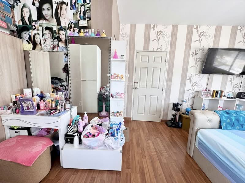 ขายบ้านเดี่ยวหลังใหญ่พร้อมอยู่ ม.ไลฟ์แอทบางละมุง ชลบุรี, Chon Buri (Pattaya), Ta Khian Tia, Bang Lamung (Pattaya), Chon Buri (Pattaya), 3 Bedrooms, 180 sqm, Single Detached House For Sale, by Dusit Saengfa, 500222323 - DDproperty.com