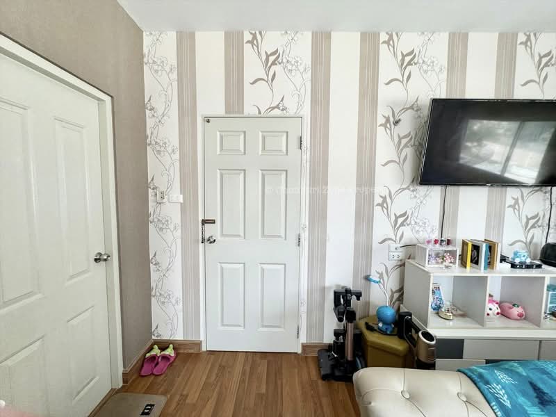 ขายบ้านเดี่ยวหลังใหญ่พร้อมอยู่ ม.ไลฟ์แอทบางละมุง ชลบุรี, ชลบุรี, ตะเคียนเตี้ย, บางละมุง, ชลบุรี, 180 ตร.ม., บ้านเดี่ยว ขาย, โดย ดุสิต แสงฟ้า, 500222323 - DDproperty.com