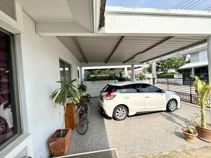 ขายบ้านเดี่ยวหลังใหญ่พร้อมอยู่ ม.ไลฟ์แอทบางละมุง ชลบุรี, ชลบุรี, ตะเคียนเตี้ย, บางละมุง, ชลบุรี, 180 ตร.ม., บ้านเดี่ยว ขาย, โดย ดุสิต แสงฟ้า, 500222323 - DDproperty.com