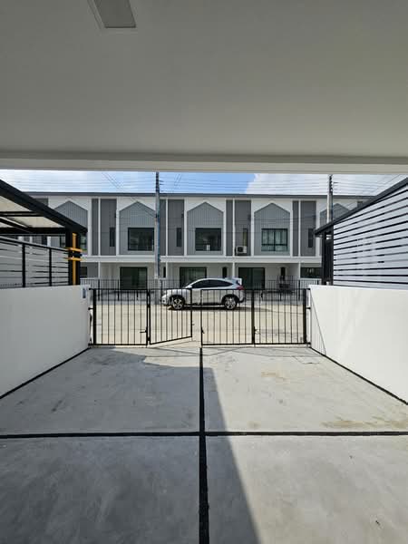 The Connect Prachauthit, Samut Prakan, Pak Khlong Bang Pla Kot, Phra Samut Jadee, Samut Prakan, 3 Bedrooms, 110 sqm, Townhouse For Sale, by คุณทิพย์, 500222324 - DDproperty.com