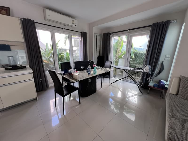 Mantana Bangna Km.13, Samut Prakan, Bangna-Trad Road, Bangphli Yai, Bang Plee, Samut Prakan, 3 Bedrooms, 165 sqm, Single Detached House For Sale, by ธีรดนย์ ชาวปากน้ำ, 500222326 - DDproperty.com