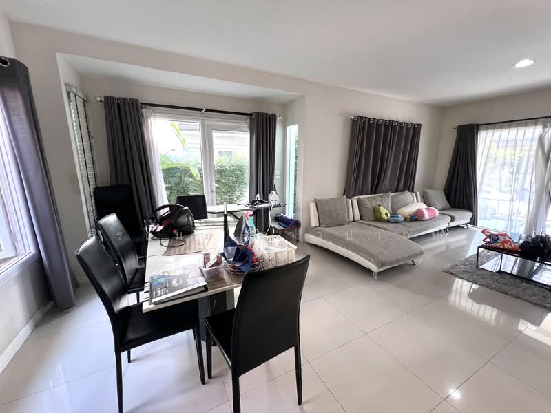 Mantana Bangna Km.13, Samut Prakan, Bangna-Trad Road, Bangphli Yai, Bang Plee, Samut Prakan, 3 Bedrooms, 165 sqm, Single Detached House For Sale, by ธีรดนย์ ชาวปากน้ำ, 500222326 - DDproperty.com