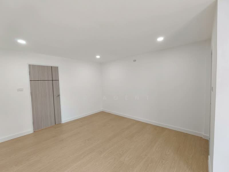 Baan Pricha 11, Bangkok, Min Buri, Min Buri, Bangkok, 2 Bedrooms, 96 sqm, Townhouse For Sale, by NR AGENT, 500222354 - DDproperty.com