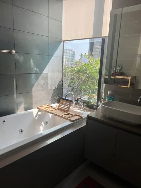 M Silom, Bangkok, 26 Narathiwas Ratchanakarin Road, Suriyawong, Bang Rak, Bangkok, 2 Bedrooms, 150 sqm, Condo For Rent, by Agentbkk, 500222372 - DDproperty.com