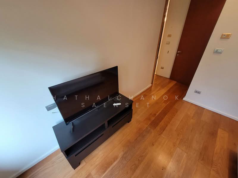 Ficus Lane, Bangkok, Soi Sukhumvit 44/1, Phra Kanong, Khlong Toei, Bangkok, 2 Bedrooms, 199 sqm, Condo For Rent, by Hathaichanok Saenset, 500222402 - DDproperty.com