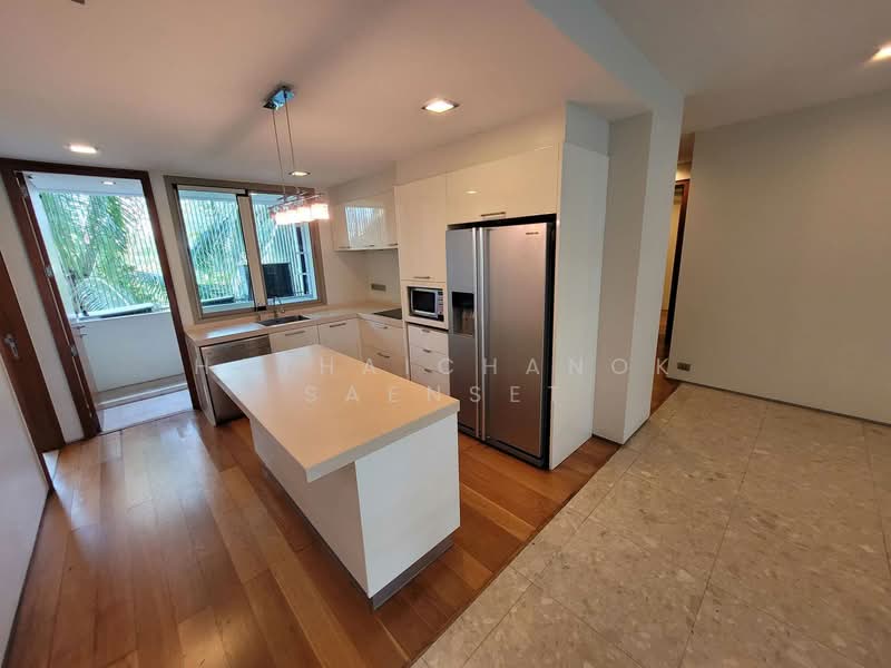 Ficus Lane, Bangkok, Soi Sukhumvit 44/1, Phra Kanong, Khlong Toei, Bangkok, 2 Bedrooms, 199 sqm, Condo For Rent, by Hathaichanok Saenset, 500222402 - DDproperty.com