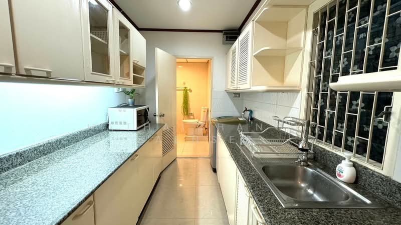 Saranjai Mansion, Bangkok, Soi Sukhumvit 6, Khlong Toei, Khlong Toei, Bangkok, 1 Bedroom, 62 sqm, Condo For Rent, by Hathaichanok Saenset, 500222411 - DDproperty.com