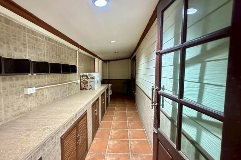 อมรพันธ์นคร 8, Bangkok, Khan Na Yao, Khan Na Yao, Bangkok, 4 Bedrooms, 150 sqm, Single Detached House For Sale, by ชนะชาติ นนท์ตา, 500222417 - DDproperty.com