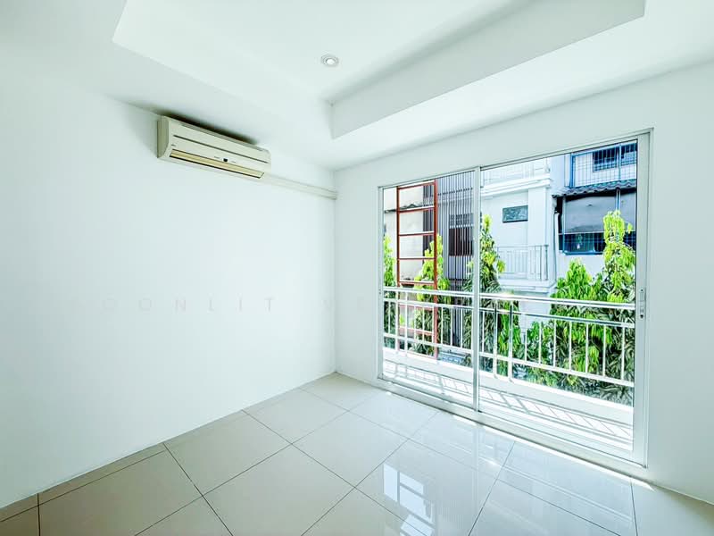 Supalai Prima Riva (Home Office), Bangkok, Rama 3 Road, Chong Nonsi, Yan Nawa, Bangkok, , 218 sqm, Office Space For Rent, by POONLIT VERAPAKUL·, 500222426 - DDproperty.com