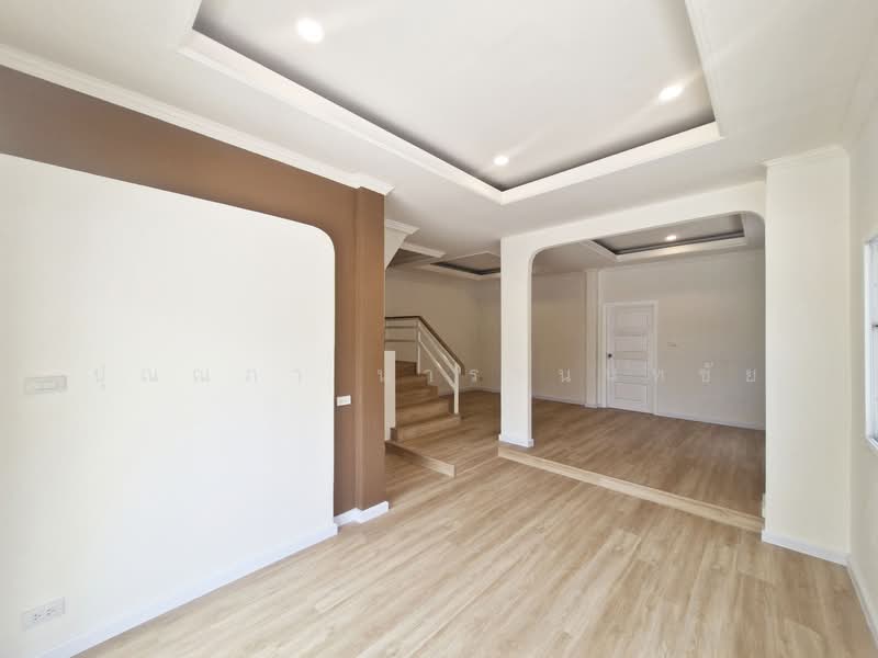 บ้านรีโนเวทใหม่ โซนเทพารักษ์ แพรกษา เมืองสมุทรปราการ, Samut Prakan, Phraeksa, Muang Samut Prakarn, Samut Prakan, 3 Bedrooms, 109 sqm, Townhouse For Sale, by ปุณณภา นารานนทชัย, 500222432 - DDproperty.com