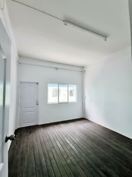 ็House for rent, Bangkok, เจริญนคร, Bang Lam Phu Lang, Khlong San, Bangkok, 2 Bedrooms, 164 sqm, Townhouse For Rent, by Chantra Wongyaofa, 500222440 - DDproperty.com