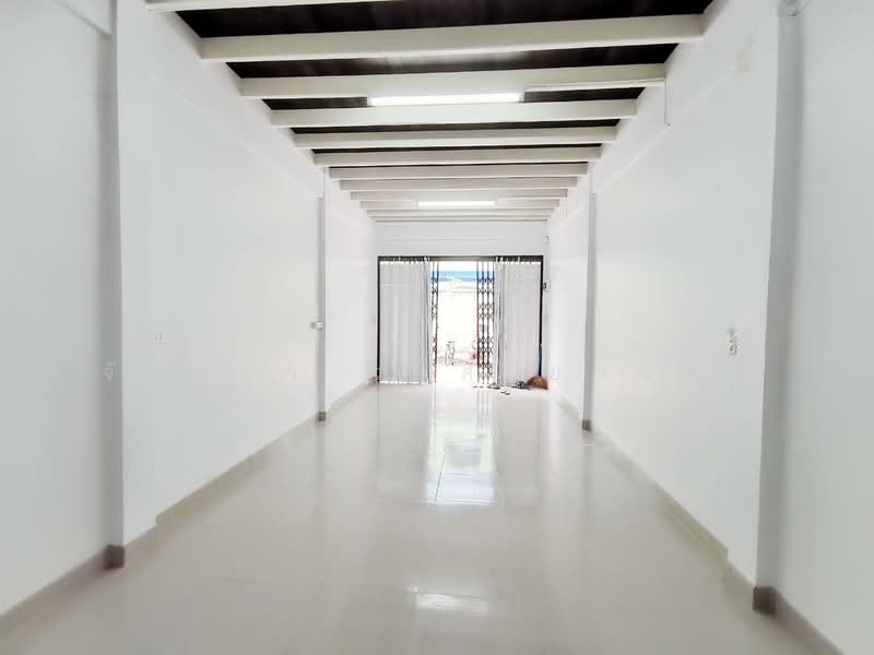 ให้เช่า - อาคารพาณิชย์ ซอยเจริญนคร 18, กรุงเทพ