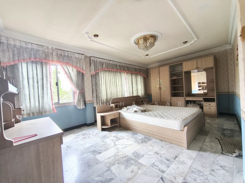 ทาวน์เฮ้าท์3หลังติด ถนนซอยลาดพร้าว93, Bangkok, Khlong Chan, Bang Kapi, Bangkok, 8 Bedrooms, 450 sqm, Townhouse For Sale, by Thiya​ Chaysabut, 500222448 - DDproperty.com