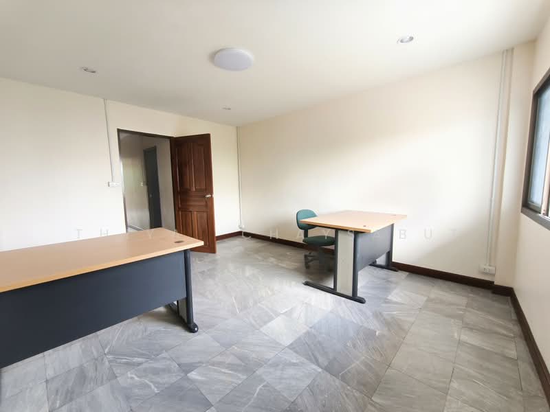 ทาวน์เฮ้าท์3หลังติด ถนนซอยลาดพร้าว93, กรุงเทพ, คลองจั่น, บางกะปิ, กรุงเทพ, 450 ตร.ม., ทาวน์เฮ้าส์ ขาย, โดย Thiya​ Chaysabut, 500222448 - DDproperty.com