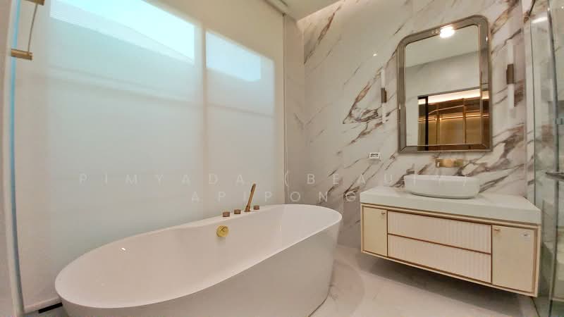 Nantawan Rama 9 - New Krungthepkreetha, Bangkok, Saphan Sung, Saphan Sung, Bangkok, 4 Bedrooms, 302 sqm, Single Detached House For Rent, by Pimyada (Beauty) Apipong, 500222450 - DDproperty.com