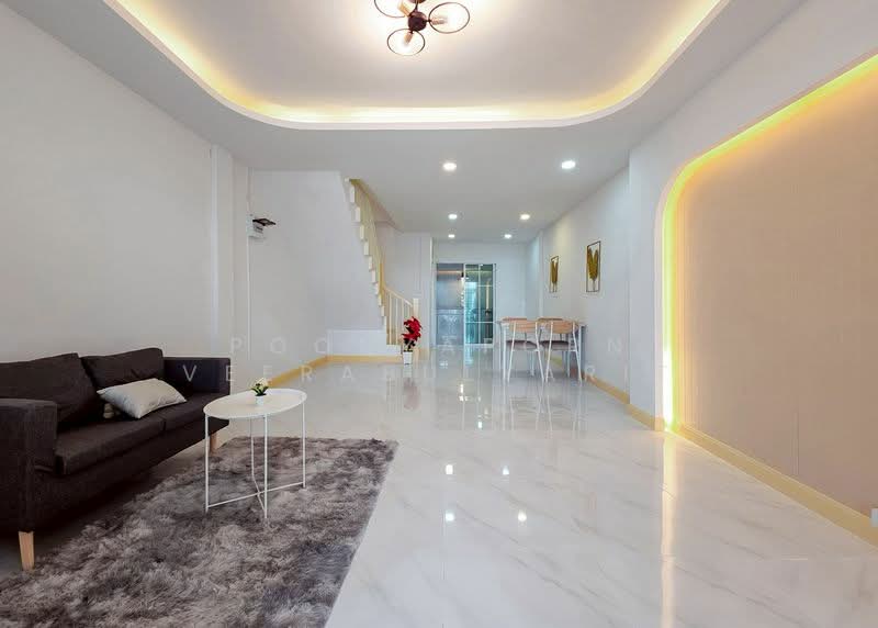 Nunticha Village 4 : หมู่บ้าน นันทิชา 4, นนทบุรี, ไทรน้อย, ไทรน้อย, นนทบุรี, 128 ตร.ม., ทาวน์เฮ้าส์ ขาย, โดย Poonyaporn Veerabulyarit, 500222459 - DDproperty.com