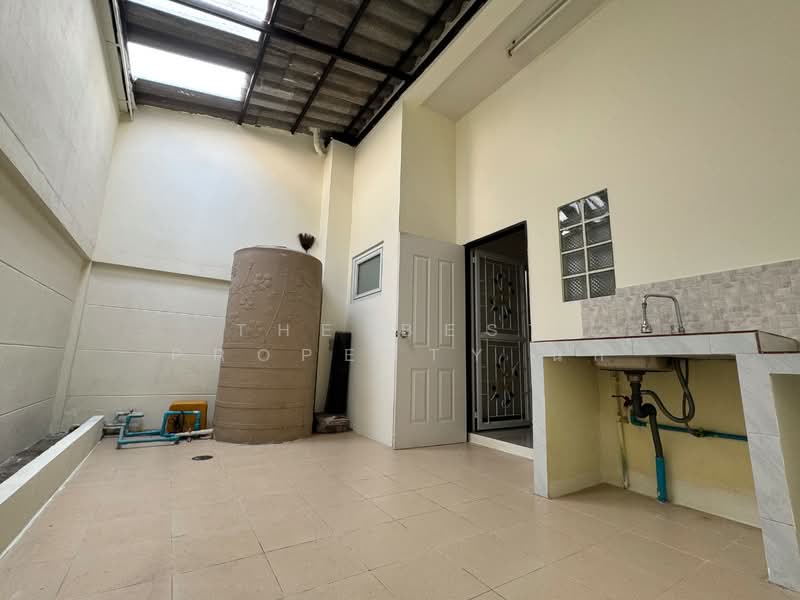 บูรพาแลนด์ หนองค้อ, Chon Buri (Pattaya), Nong - Kham, Si Racha, Chon Buri (Pattaya), 2 Bedrooms, 100 sqm, Townhouse For Sale, by The Best Property นก, 500222608 - DDproperty.com