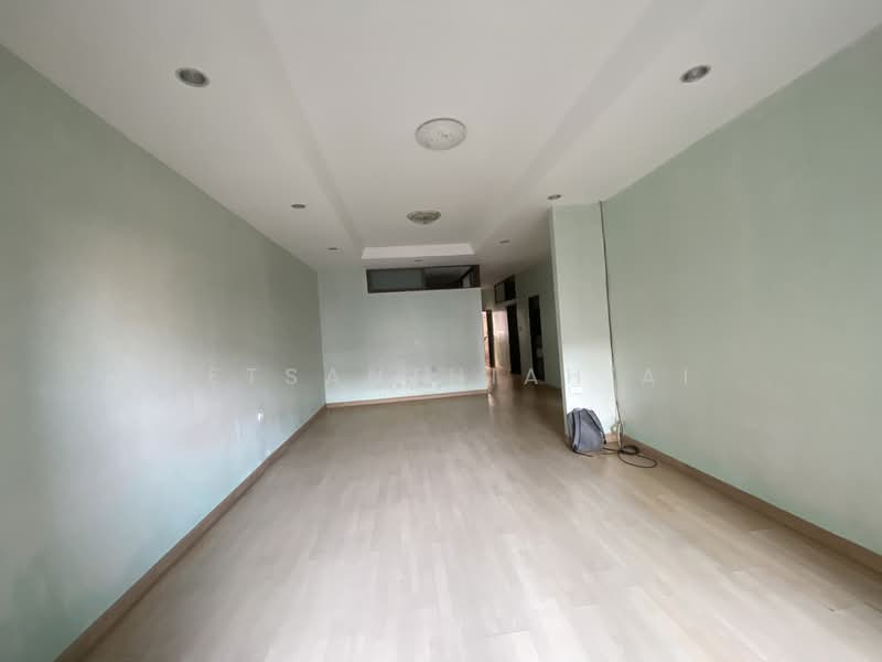 ขาย - Country Complex Bangna : คันทรี คอมเพล็กซ์ บางนา, กรุงเทพ