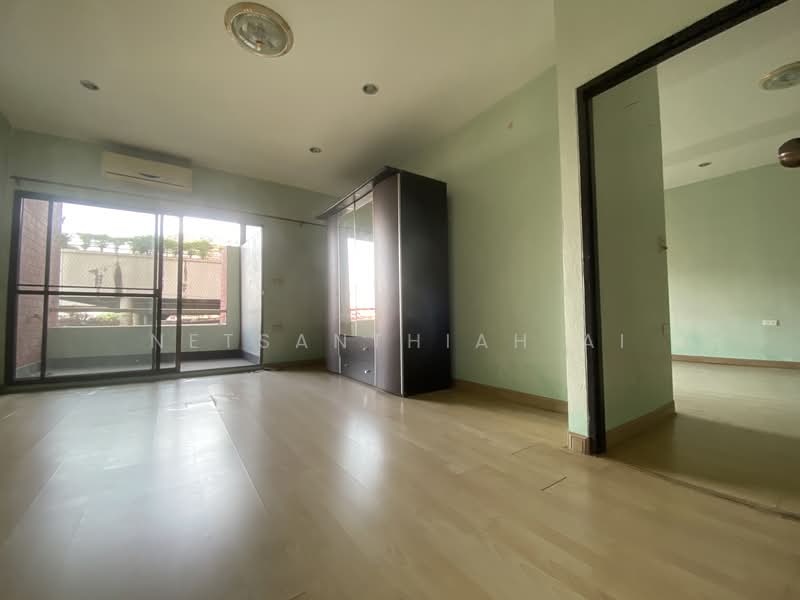 For Sale - Country Complex Bangna, Bangkok