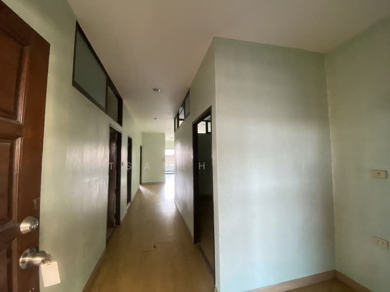 For Sale - Country Complex Bangna, Bangkok