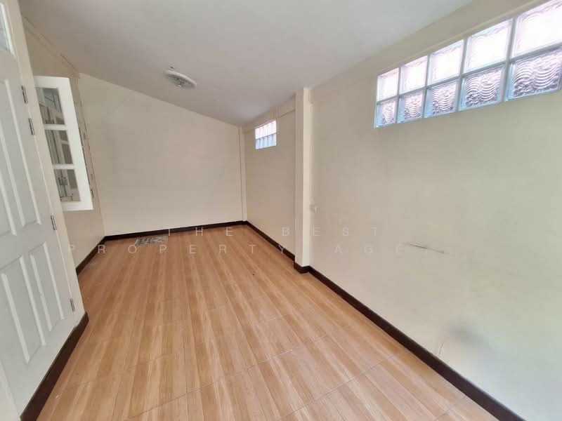 วิภาวรรณ เมืองเอก, ปทุมธานี, หลักหก, เมืองปทุมธานี, ปทุมธานี, 150 ตร.ม., บ้านแฝด ขาย, โดย The Best Property Agent แมว, 500222659 - DDproperty.com