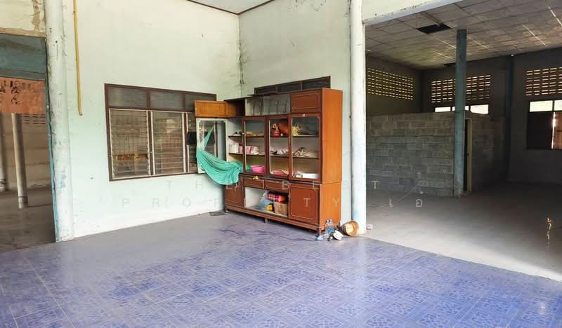 For Sale - บ้านเดี่ยวพร้อมที่ดินท่าช้าง สิงห์บุรี, Sing Buri