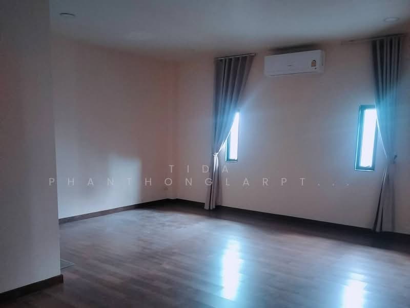 Office rental, 3-storey building, 2-storey building next to Chokchai 4 Road, Ladprao near BTS, Bangkok, Lat Phrao, Lat Phrao, Bangkok, , 600 sqm, Office Space For Rent, by Tida phanthonglarptawee, 500222718 - DDproperty.com