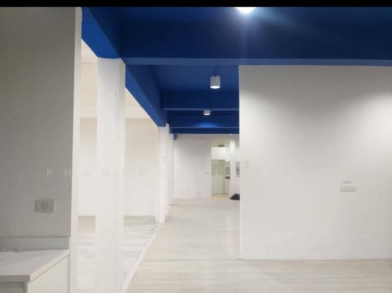 Office rental, 3-storey building, 2-storey building next to Chokchai 4 Road, Ladprao near BTS, Bangkok, Lat Phrao, Lat Phrao, Bangkok, , 600 sqm, Office Space For Rent, by Tida phanthonglarptawee, 500222718 - DDproperty.com