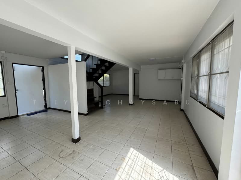 บ้านเดี่ยว 120 ตารางวา เลี้ยงสัตว์ได้ ลาดพร้าว115, Bangkok, Khlong Chan, Bang Kapi, Bangkok, 3 Bedrooms, 300 sqm, Single Detached House For Rent, by Thiya​ Chaysabut, 500222749 - DDproperty.com